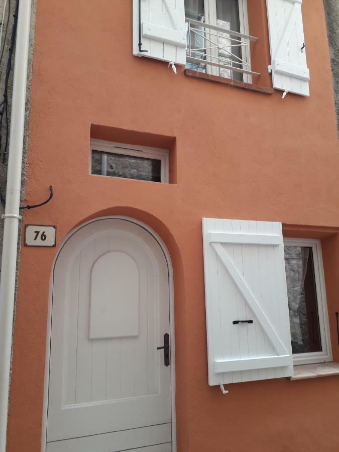 Maison De Village Bagnols-en-Forêt Esterno foto